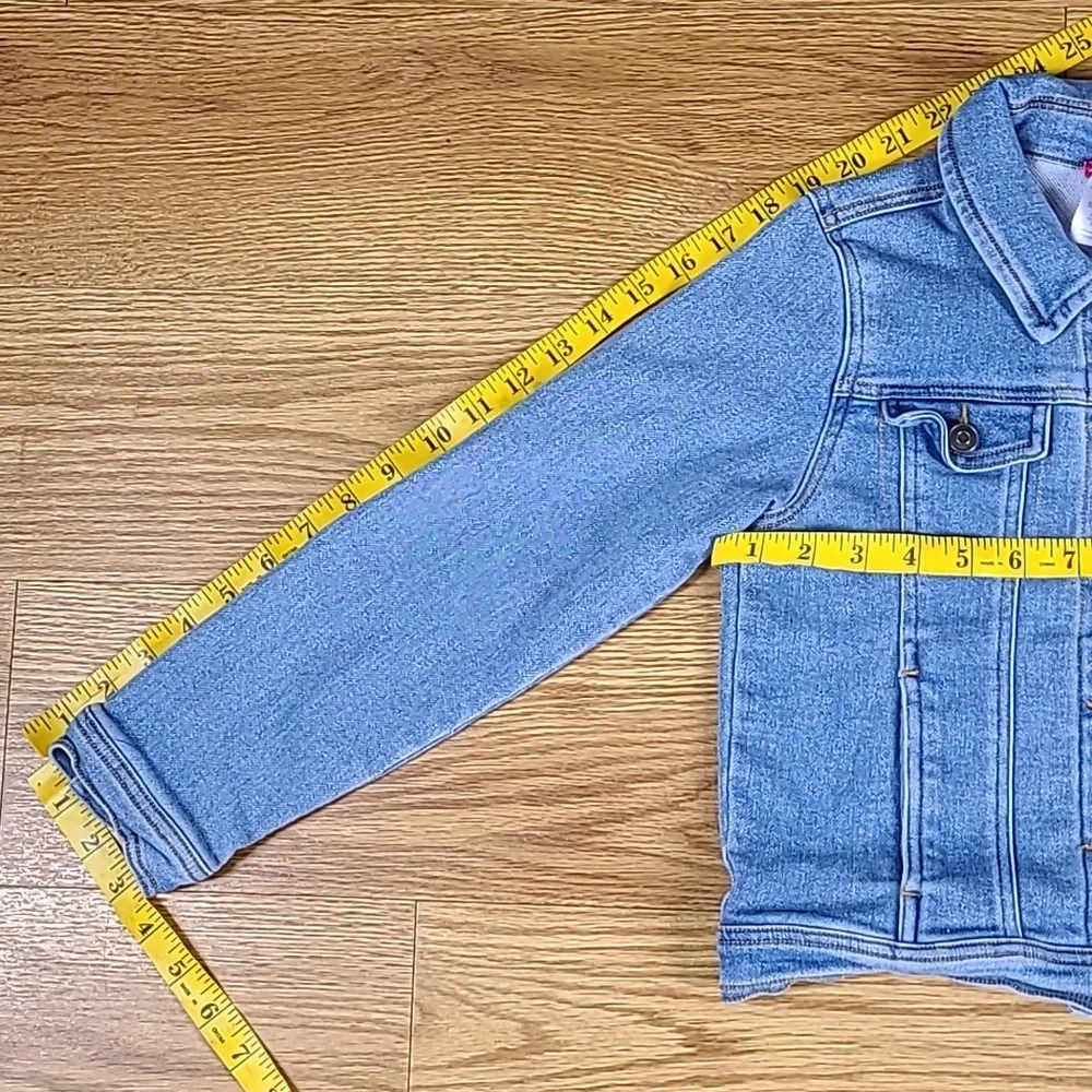 ZUNIE, L, 10/12, GIRLS 2022 BUTTON STRECH DENIM JEAN PRE-OWNED TRUCKER JACKET